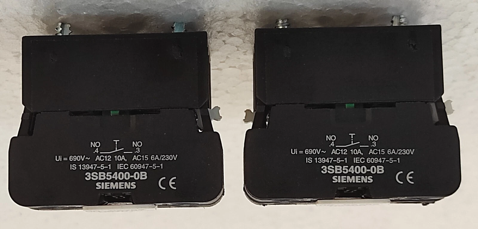 admin/uploads/uploads/SIEMENS 3SB5400-0B CONTACT BLOCK WITH LED_5.webp